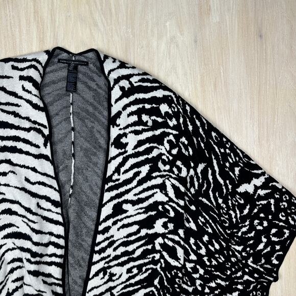 WHBM Wrap Shawl Animal Prints Ruana Wool Cashmere Blend Chic Cozy Poncho OS - Picture 2 of 14